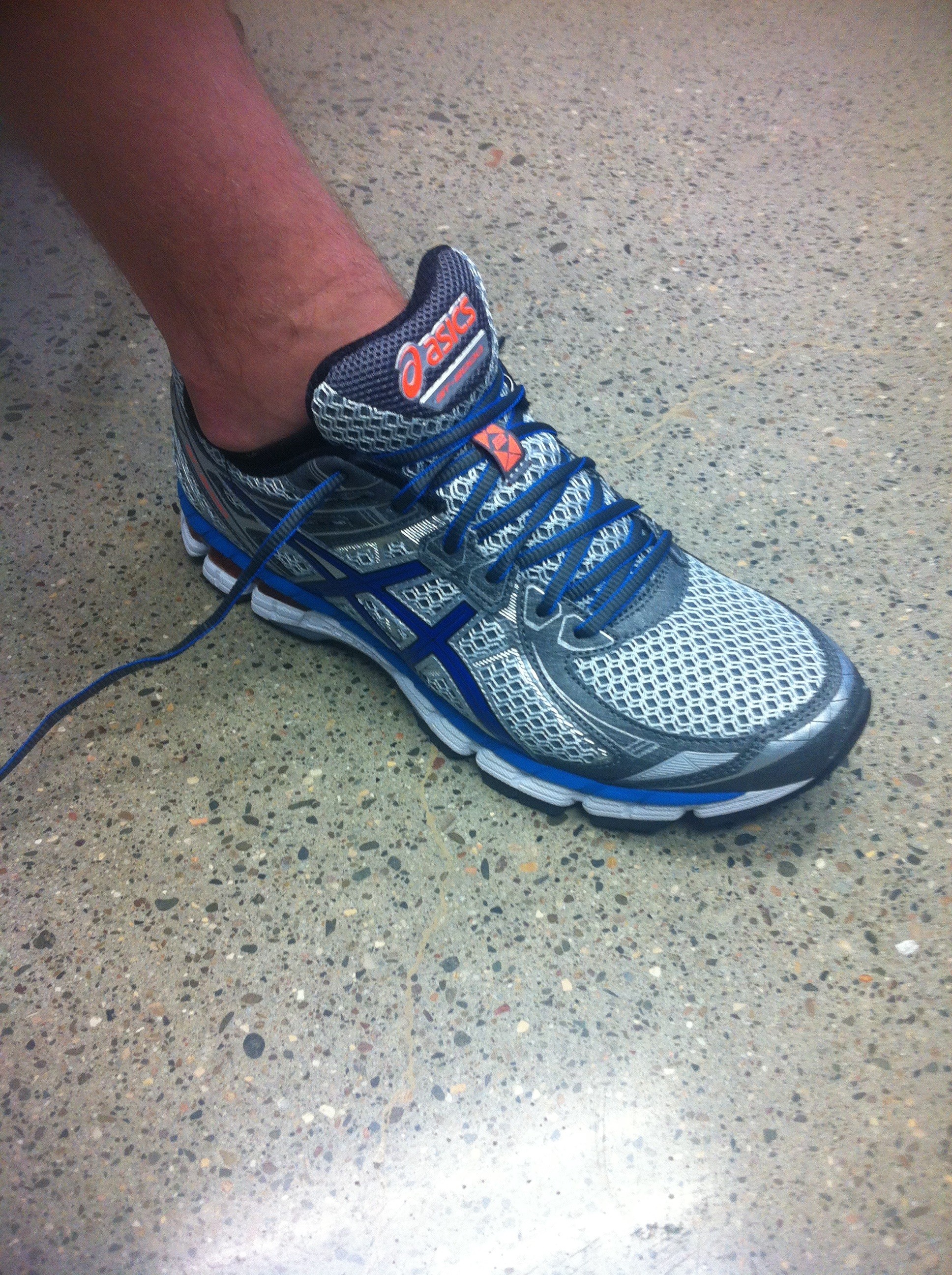 running shoes heel slip